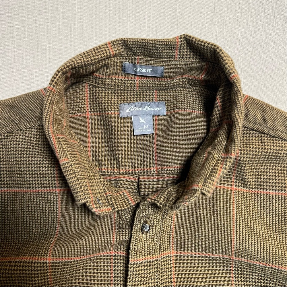 Eddie Bauer Men’s Medium Super Soft Flannel Shirt Classic Fit Plaid Button Down - Picture 9 of 11